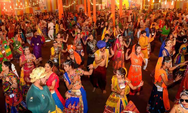 Dandiya Raas by Jaipur Club
